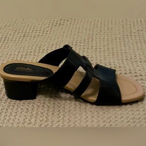 Clark’s chunky heel sling back size 11 black